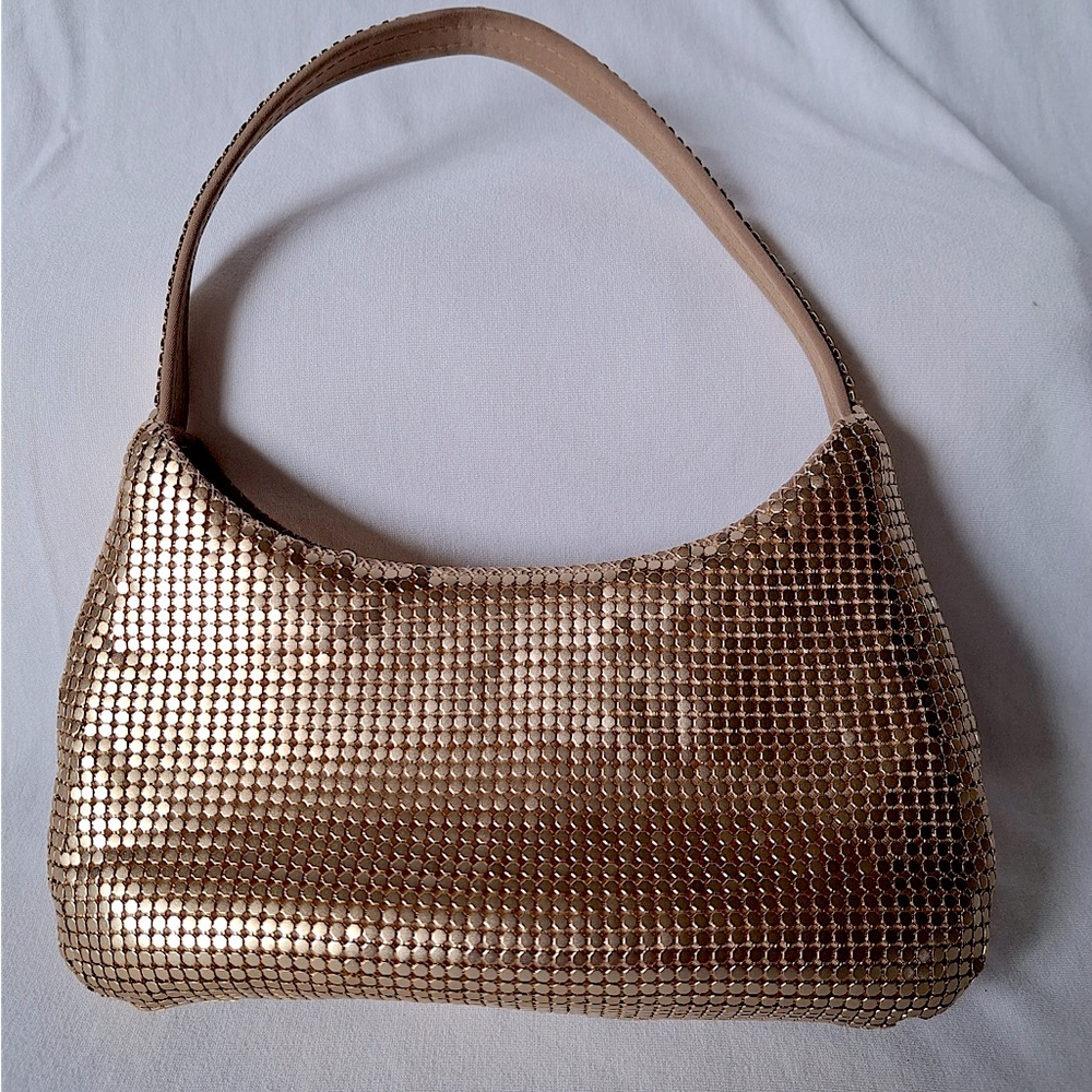 Whiting & Davis Gold Chain Mini Purse. Excellent Used Condition